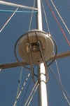 radar_mast_2.jpg (31381 bytes)